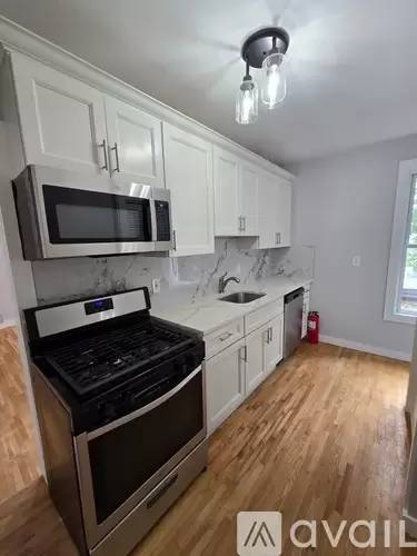 Main picture of 97 Webster Ave