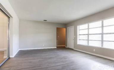 Main picture of 601 Angler Dr