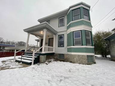 Main picture of 3615 Montgomery Rd