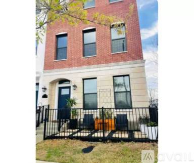 Main picture of 418 Center St