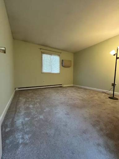 Main picture of 24 Camp St
