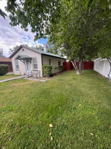 Main picture of 1361 7th St