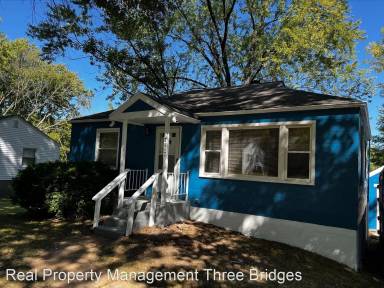 Main picture of 7817 Monroe Dr