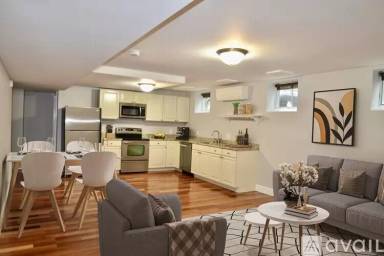 Main picture of 25 Millmont St