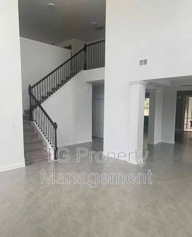 Main picture of 12419 Jovana Rd