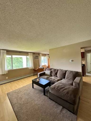 Main picture of 2740 Rosalyn Ct