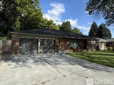 Main picture of 1715 S 10th Ave