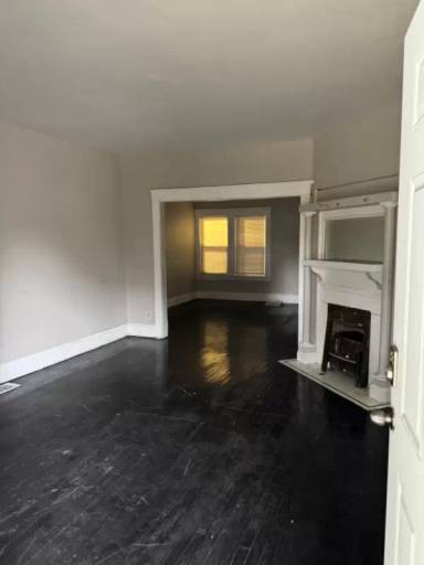 Main picture of 3741 W 36th St