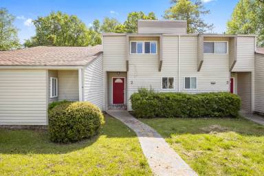 Main picture of 125 Pirates Rd