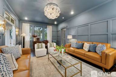 Main picture of 301 Washington Ave