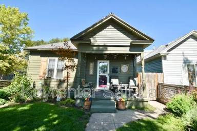 Main picture of 140 W Lucy Ave