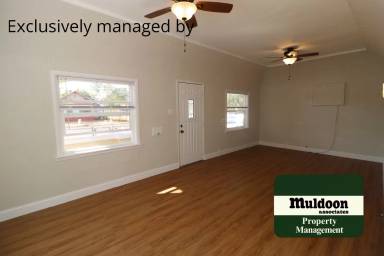 Main picture of 1606 E Orman Ave