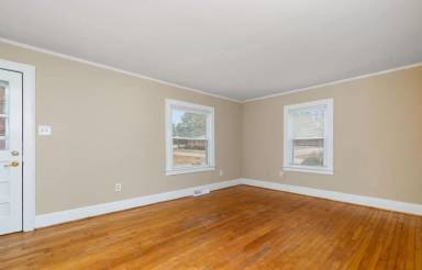 Main picture of 626 N Lunenburg Ave