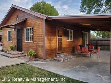 Main picture of 7535 Jordan Ave