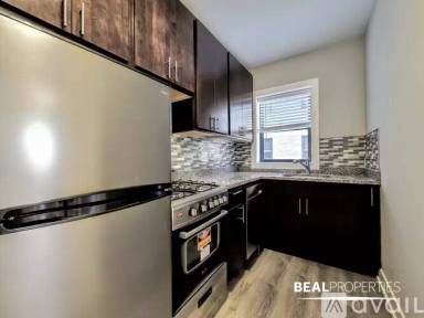 Main picture of 433 W Belden Ave