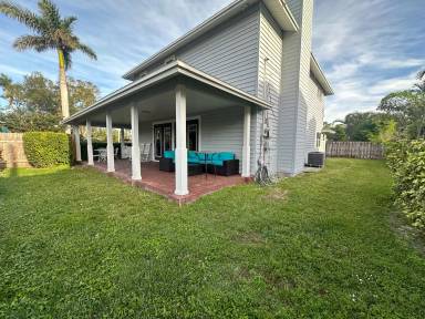 Main picture of 3335 Avocado Dr
