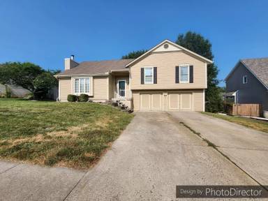 Main picture of 2408 NE Mill Crk