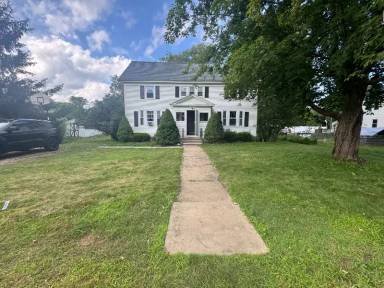 Main picture of 14 Wheelwright Rd