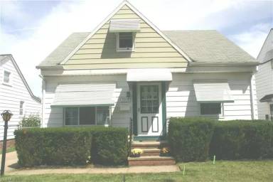 Main picture of 3310 Maplecrest Ave