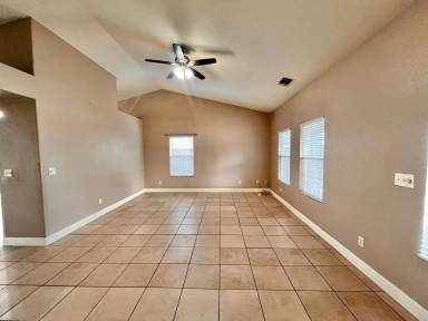 Main picture of 1498 Quail St