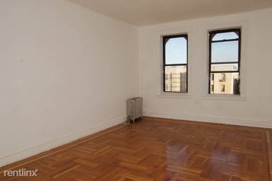 Main picture of 6087 Broadway