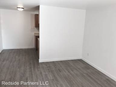 Main picture of 100 E Boston St