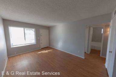Main picture of 563 N Cherry