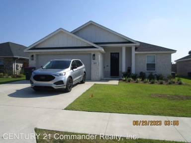 Main picture of 3881 Sandpine Way
