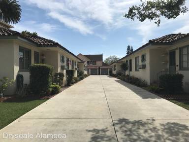 Main picture of 2211 Pacific Ave