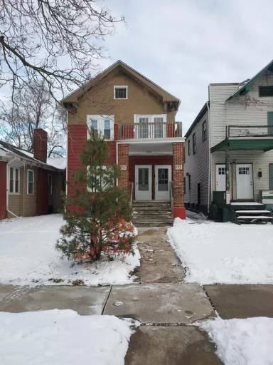 Main picture of 329 Marshall St