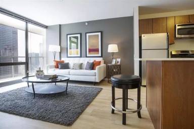 Main picture of 342 E North Water St