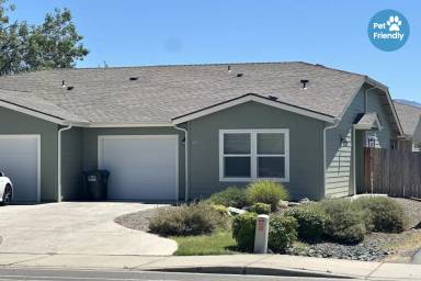 Main picture of 2151 Redwood Ave
