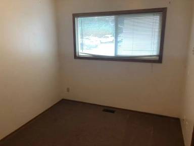 Main picture of 414 W 3rd St