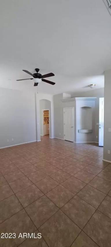 Main picture of 2227 W Jasper Butte Dr