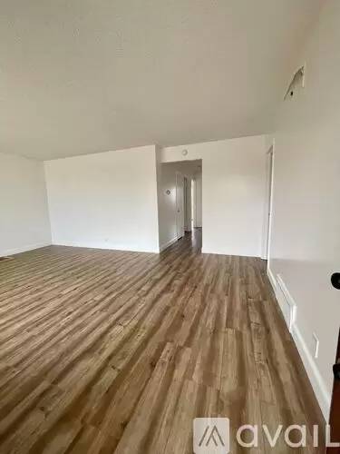 Main picture of 220 Sequoia Ave