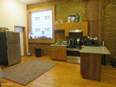 Main picture of 2048 N Western Ave