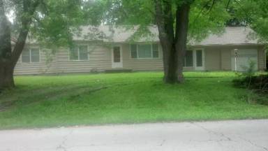 Main picture of 10415 Crystal Ave