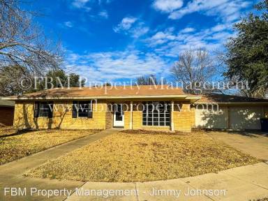 Main picture of 1504 Larue Cir