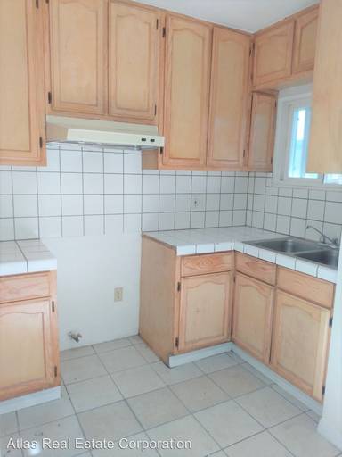 Main picture of 10138 Felton Ave