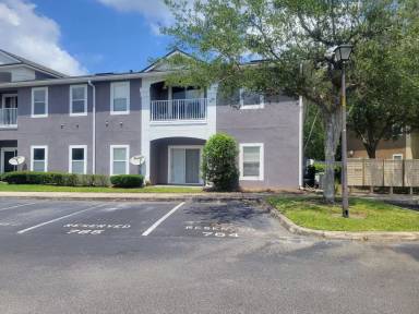 Main picture of Merrill Pines Condo