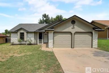 Main picture of 2409 Lasso Dr