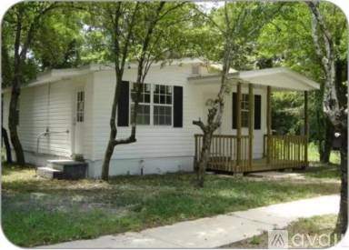 Main picture of 1138 E 19th St