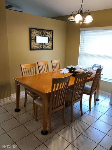 Main picture of 2891 Joseph Cir