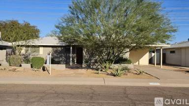Main picture of 2325 N 66th St