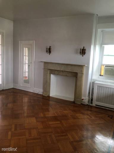 Main picture of 5635 Ridge Ave