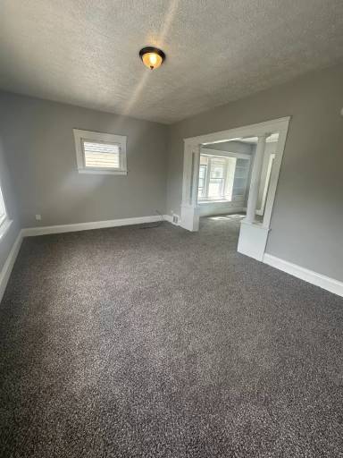 Main picture of 8325 Tioga Ave