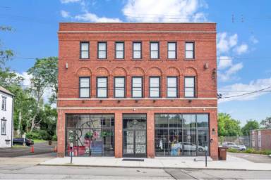 Main picture of 6011 Madison Rd