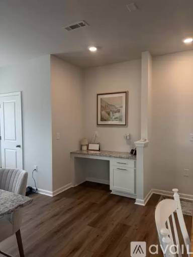 Main picture of 811 Falls Grove Trl