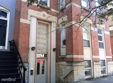 Main picture of 347 W Dickens Ave