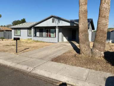 Main picture of 6816 W Windsor Blvd